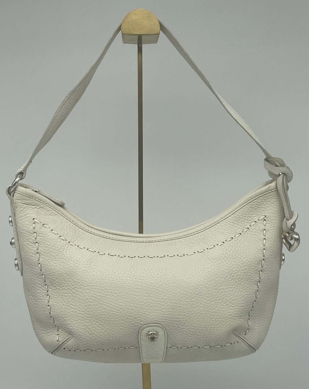 Brighton White Pebbled Leather Whipstitch Hobo Shoulder Bag Purse Heart Charm